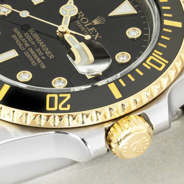 Rolex Submariner 116613 LN Image 2